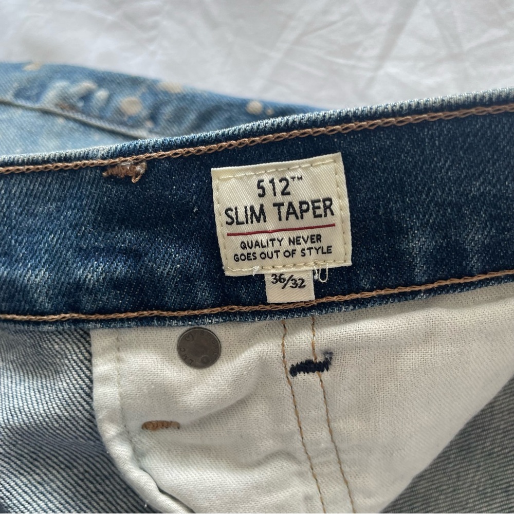 Men’s Levi's Slim Taper Jeans with DIY Paint Splatter - Picture 5 of 7
